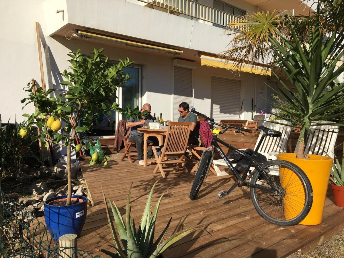 Petit Studio Terrasse Rez De Jardin Piscine Sur L'Ocean Leilighet Biarritz Eksteriør bilde